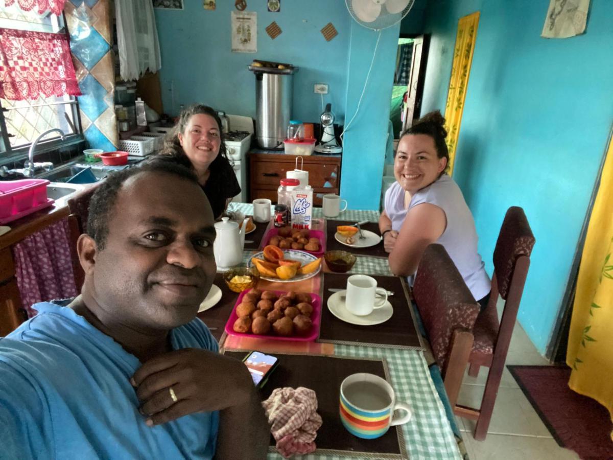 Save'S Homestay Nadi Exterior photo